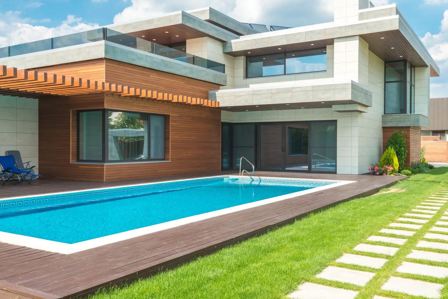 Swimming pool built in Kurrajong Heights, NSW